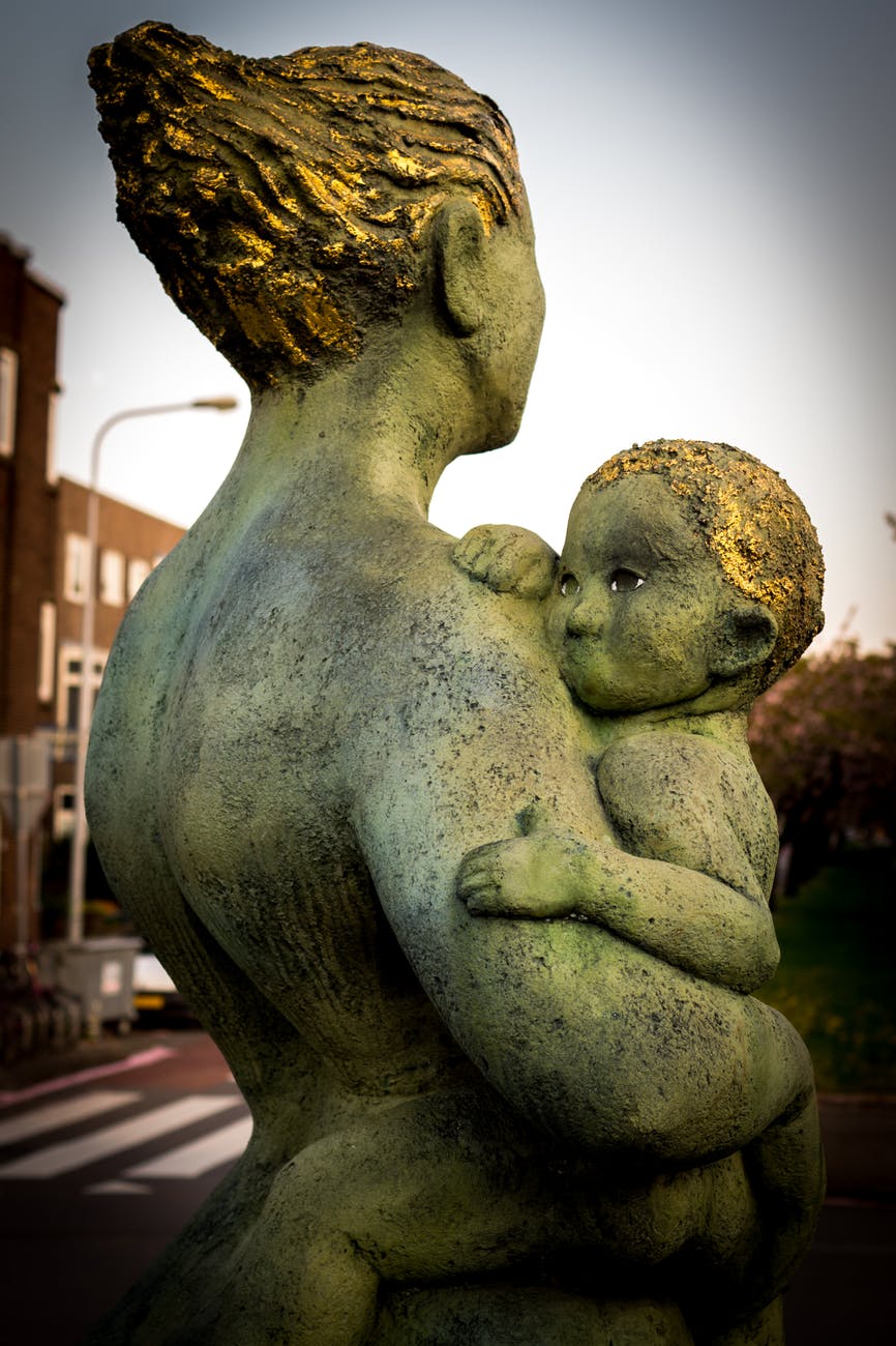 art statue child mother